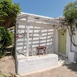 Retreats 2 Paros Casa vacanze *